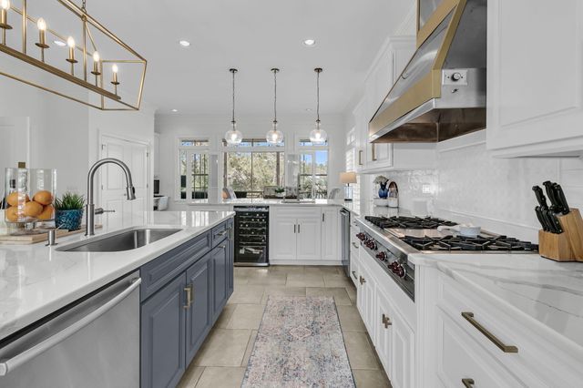 3516 Henrietta Hartford Road, Mount Pleasant, SC 29466