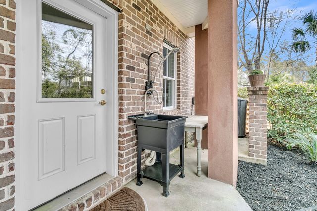 3516 Henrietta Hartford Road, Mount Pleasant, SC 29466