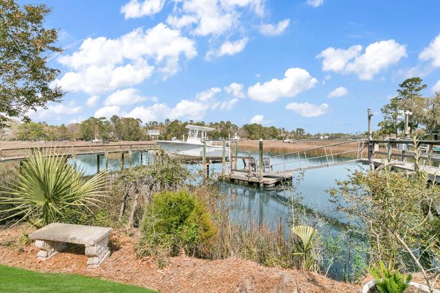 3516 Henrietta Hartford Road, Mount Pleasant, SC 29466