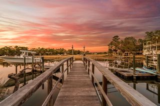 3516 Henrietta Hartford Road, Mount Pleasant, SC 29466