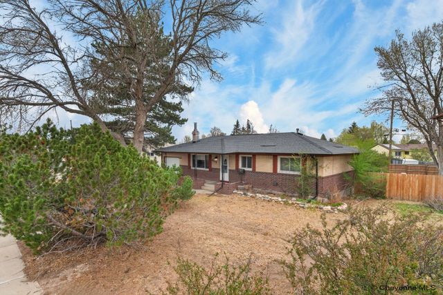 603 BALDWIN DR, Cheyenne, WY 82009