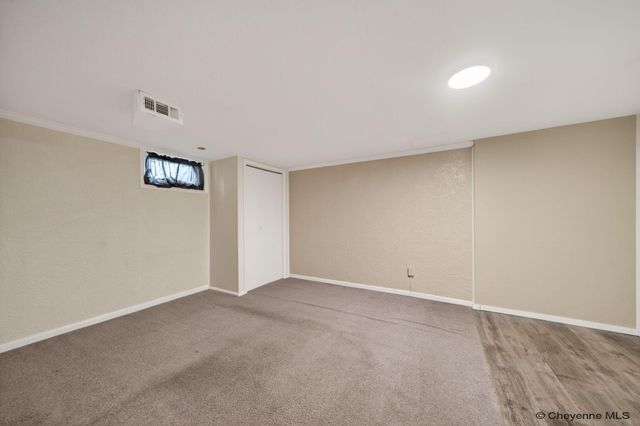 603 BALDWIN DR, Cheyenne, WY 82009