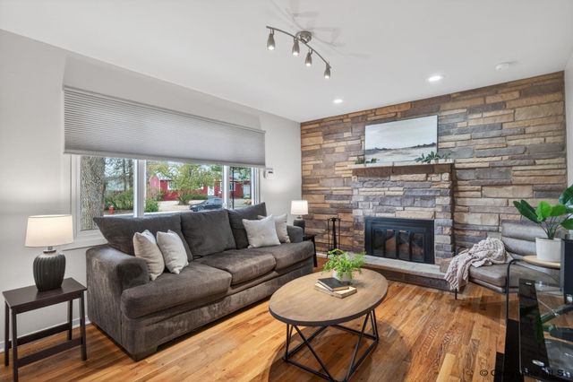 603 BALDWIN DR, Cheyenne, WY 82009
