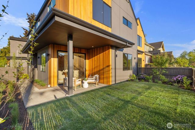 3305 S Hanford Street, Seattle, WA 98144