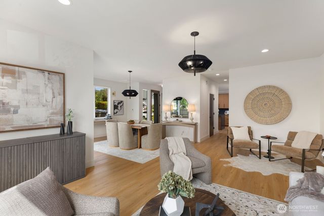 3305 S Hanford Street, Seattle, WA 98144