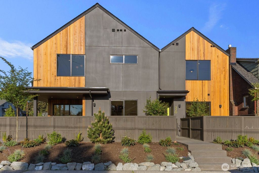 3305 S Hanford Street, Seattle, WA 98144