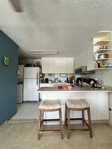 3307 ISLA VERDE AVE. 1203 A, Carolina, PR 00979