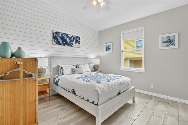 1813 S 11th St 102, Port Aransas, TX 78373