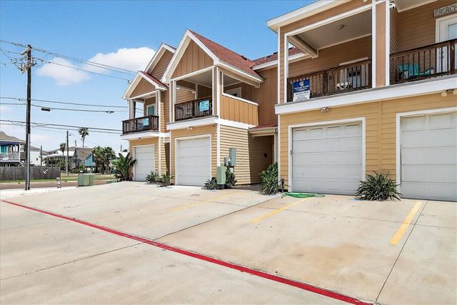 1813 S 11th St 102, Port Aransas, TX 78373