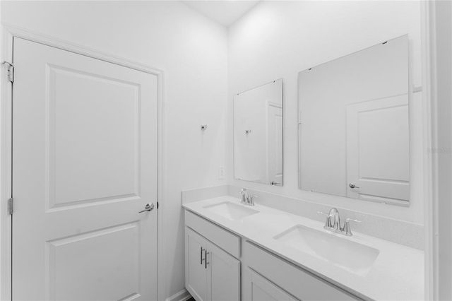 2862 ARMSTRONG AVENUE, Clermont, FL 34714