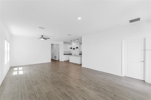 2862 ARMSTRONG AVENUE, Clermont, FL 34714
