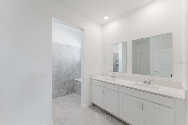 2862 ARMSTRONG AVENUE, Clermont, FL 34714