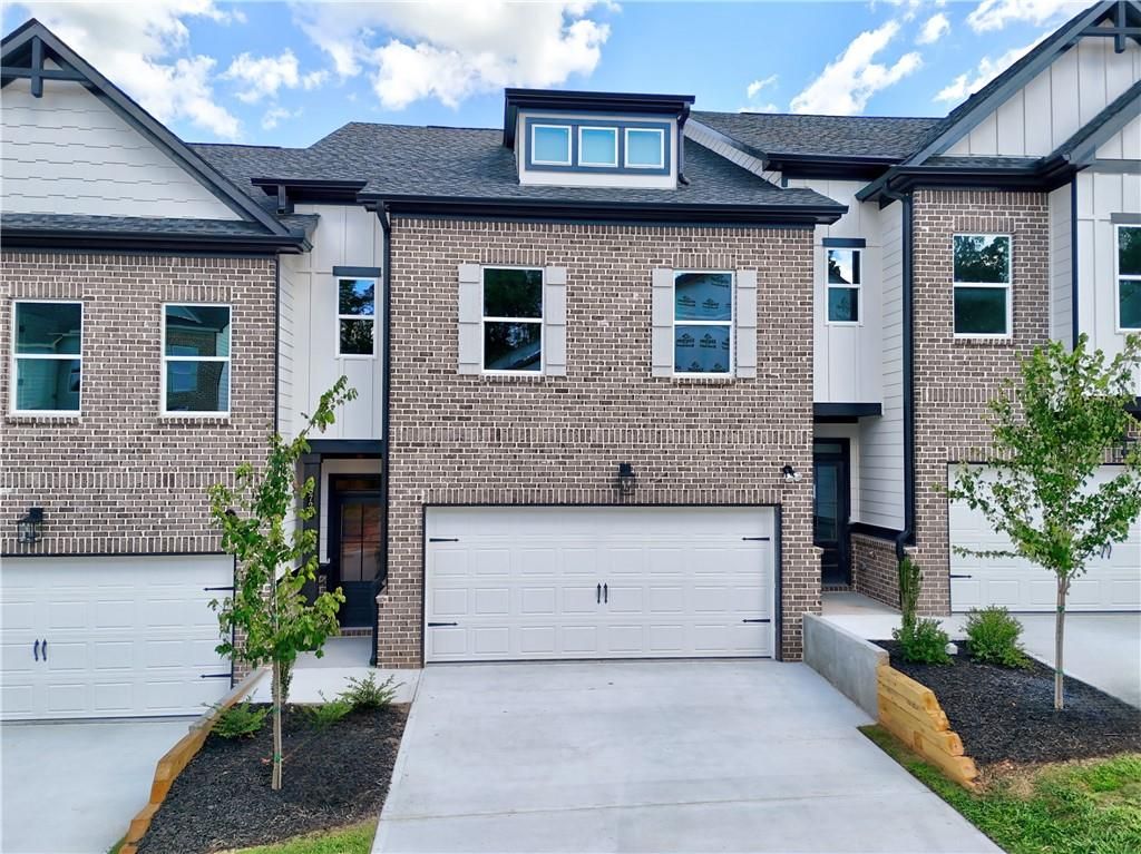 5722 Urban Village Way 8, Tucker, GA 30084