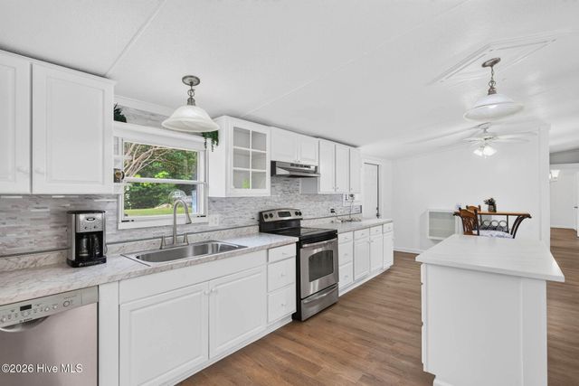 1199 Zack Street SE, Bolivia, NC 28422