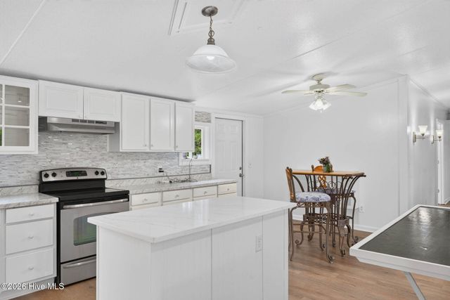 1199 Zack Street SE, Bolivia, NC 28422