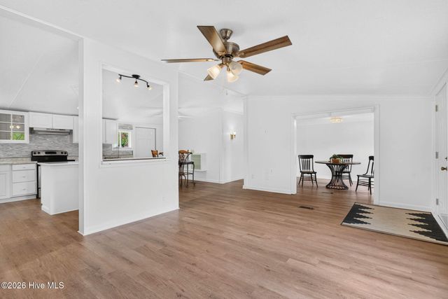 1199 Zack Street SE, Bolivia, NC 28422