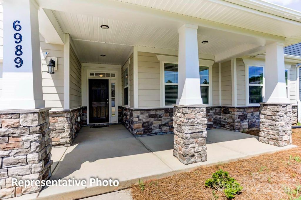 8644 Acadia Parkway 589, Sherrills Ford, NC 28673