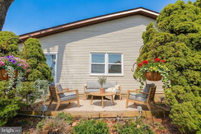 27 MAGNOLIA RD., Stafford Twp, NJ 08050