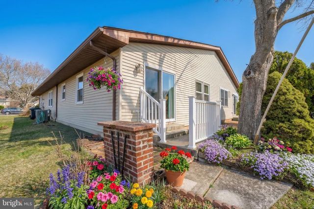 27 MAGNOLIA RD., Stafford Twp, NJ 08050