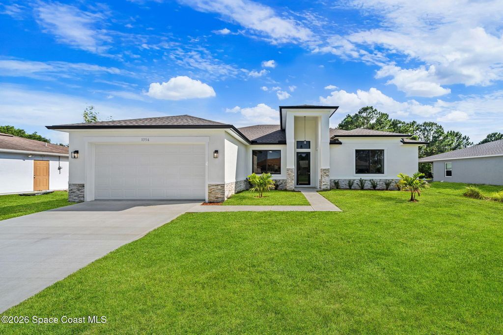 1356 Walthan Street SE, Palm Bay, FL 32909