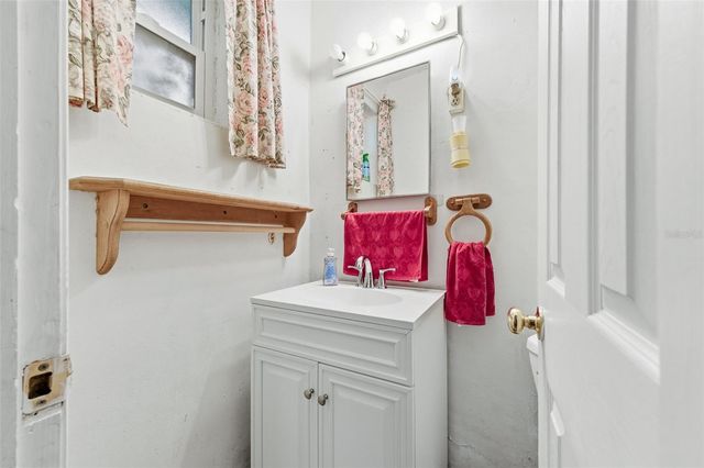 202 SE 49TH DRIVE, Gainesville, FL 32641