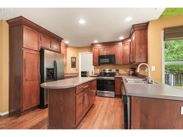 9606 Sw 54TH Ave, Portland, OR 97219