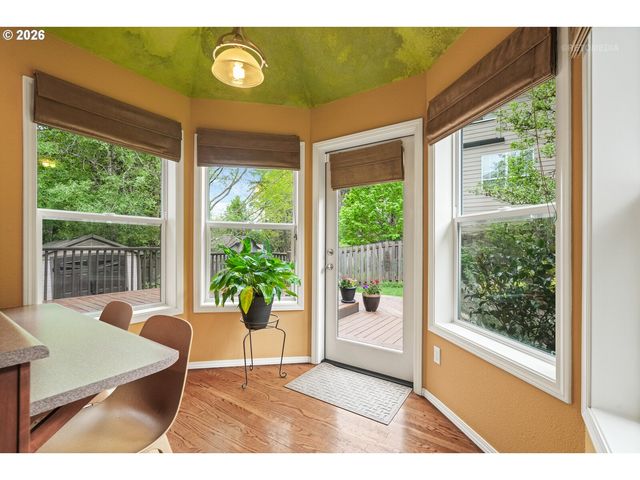 9606 Sw 54TH Ave, Portland, OR 97219