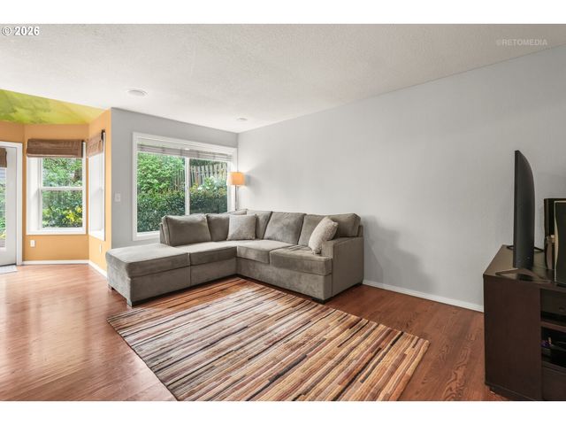 9606 Sw 54TH Ave, Portland, OR 97219