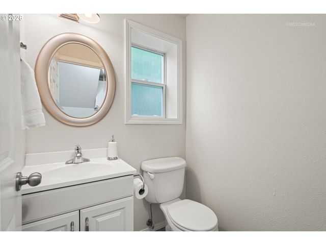 9606 Sw 54TH Ave, Portland, OR 97219