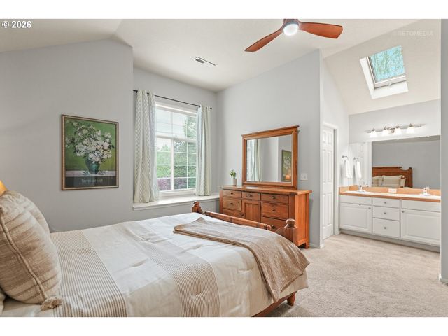 9606 Sw 54TH Ave, Portland, OR 97219