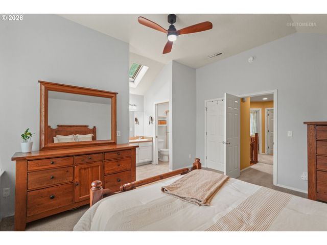 9606 Sw 54TH Ave, Portland, OR 97219