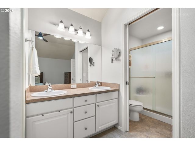 9606 Sw 54TH Ave, Portland, OR 97219