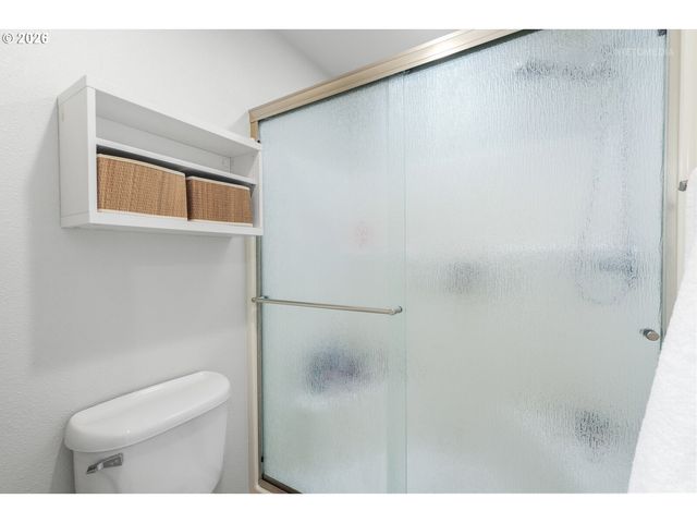 9606 Sw 54TH Ave, Portland, OR 97219