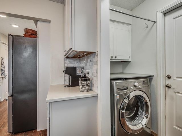 833 SE 9th Street, Moore, OK 73160