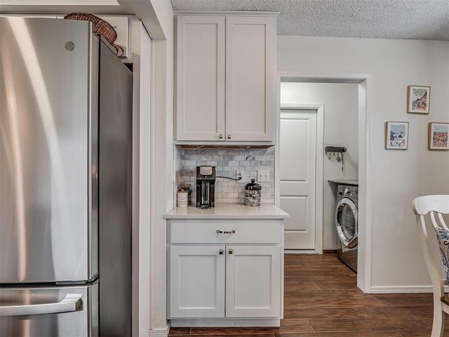 833 SE 9th Street, Moore, OK 73160