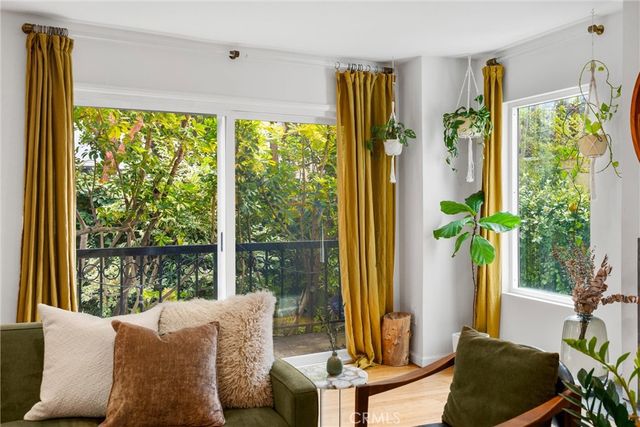 1768 Glendon Ave 4, Los Angeles, CA 90024