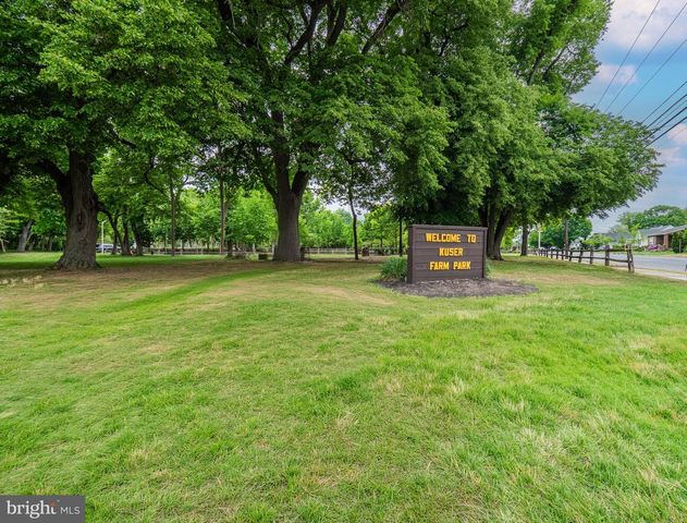 1481 CEDAR LN, Hamilton, NJ 08610