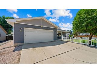 1112 Auburn Dr, Colorado Springs, CO 80909