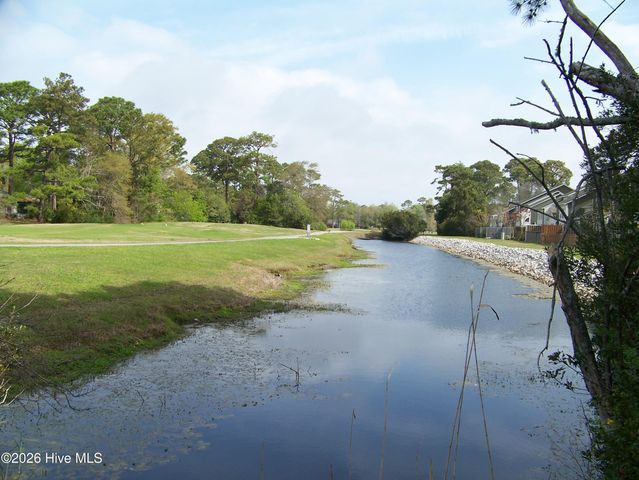 702 Cedarwood Village, Morehead City, NC 28557