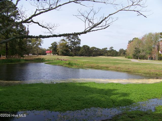 702 Cedarwood Village, Morehead City, NC 28557