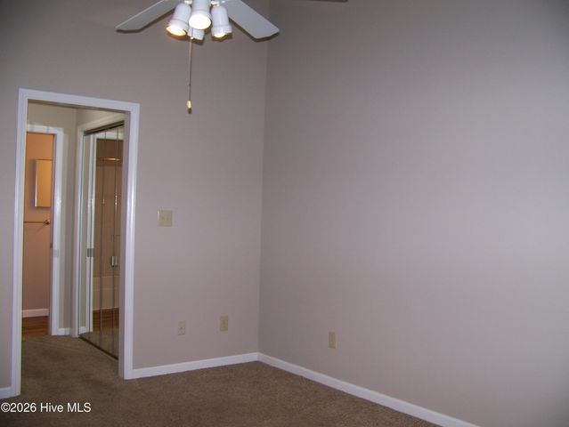 702 Cedarwood Village, Morehead City, NC 28557