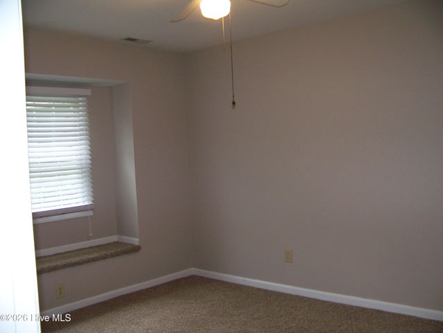 702 Cedarwood Village, Morehead City, NC 28557