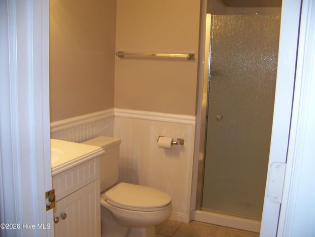 702 Cedarwood Village, Morehead City, NC 28557