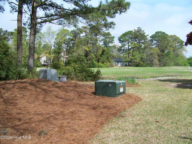 702 Cedarwood Village, Morehead City, NC 28557