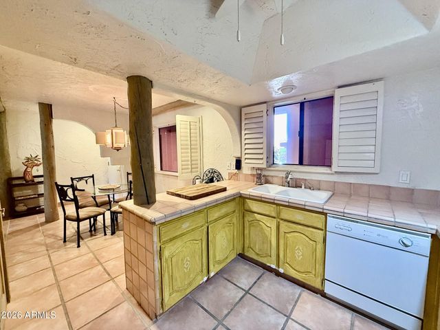 4303 E CACTUS Road 110, Phoenix, AZ 85032