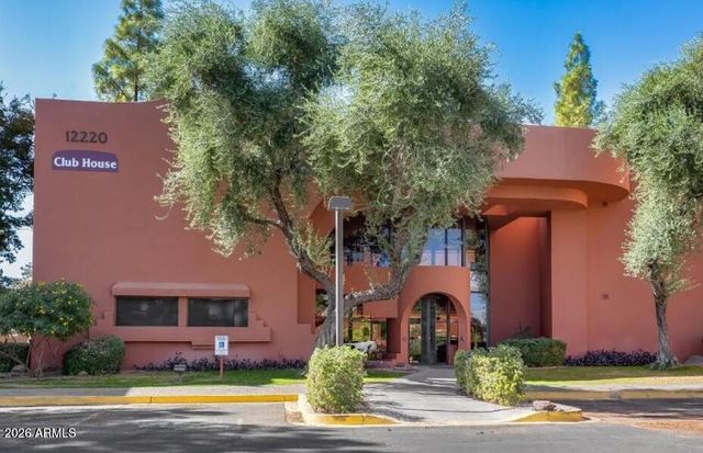 4303 E CACTUS Road 110, Phoenix, AZ 85032