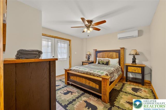 37 Frost Lane, Penn Forest Twp, PA 18210