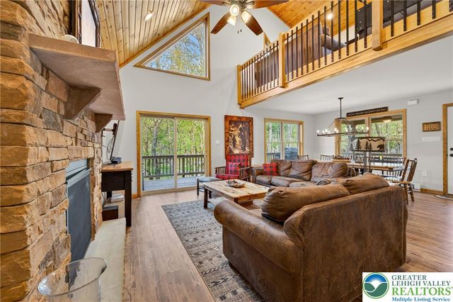 37 Frost Lane, Penn Forest Twp, PA 18210