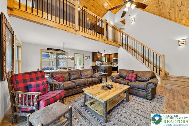 37 Frost Lane, Penn Forest Twp, PA 18210