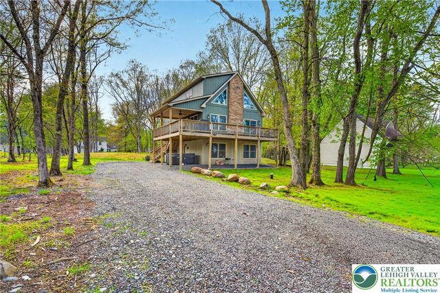37 Frost Lane, Penn Forest Twp, PA 18210